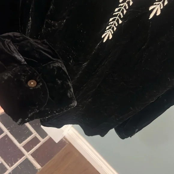 JOHNNY WAS Western Velvet Top - Picture 12 of 16